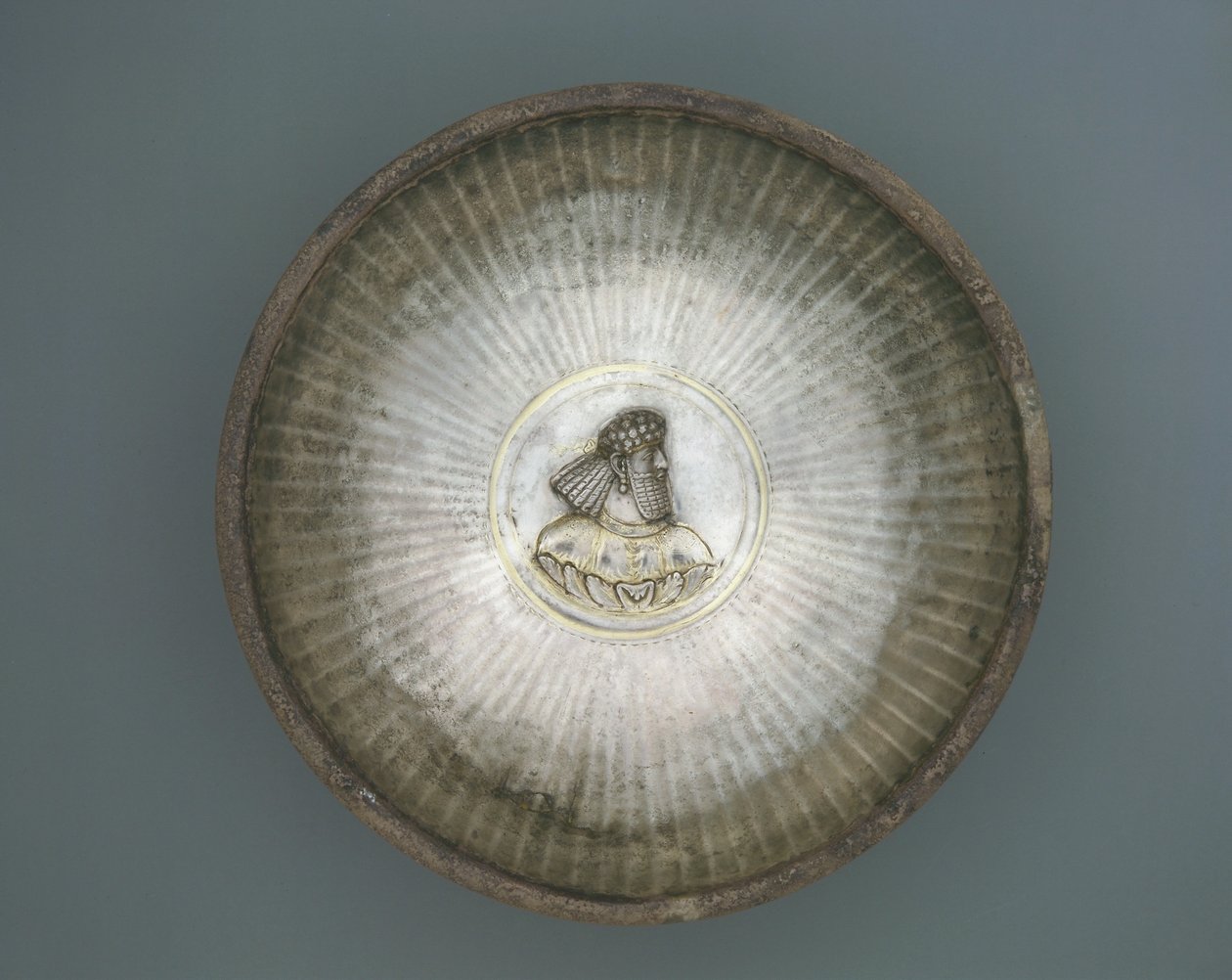 Skål, Iran, Sasanian Period (silver och förgylld) av Persian