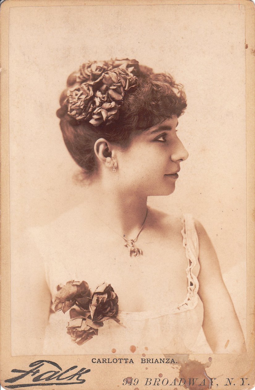 Charlotte Brianza av Photo studio Benjamin J. Falk