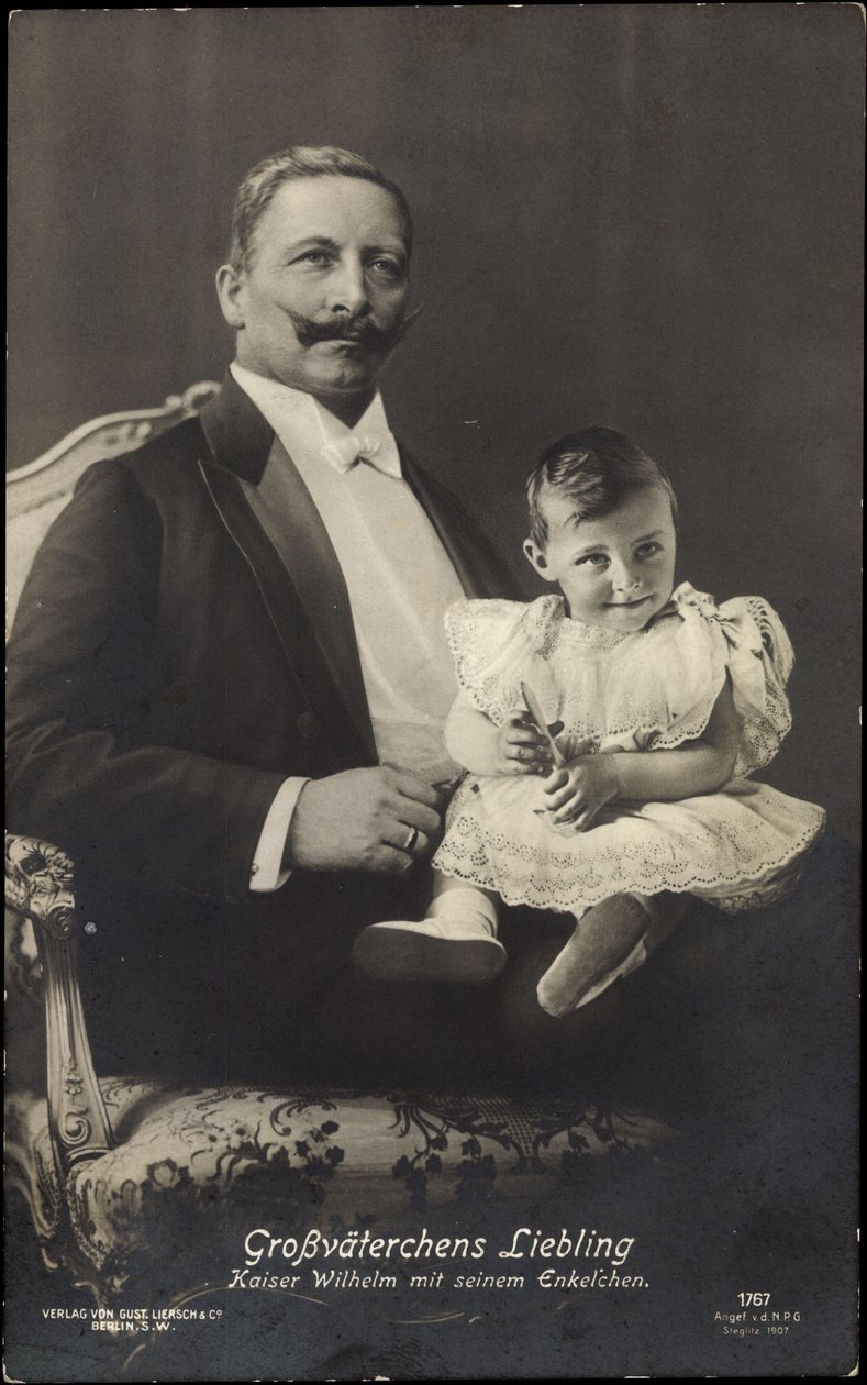 Farfars älskling, kejsar Wilhelm med dotterdotter av Photographer German