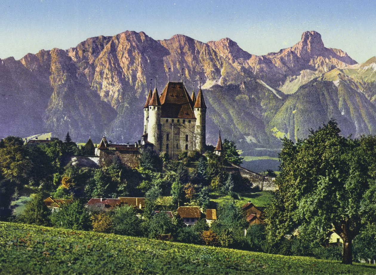 Thun, Slottet och Stockhornskedjan (foto) av Photographer Swiss