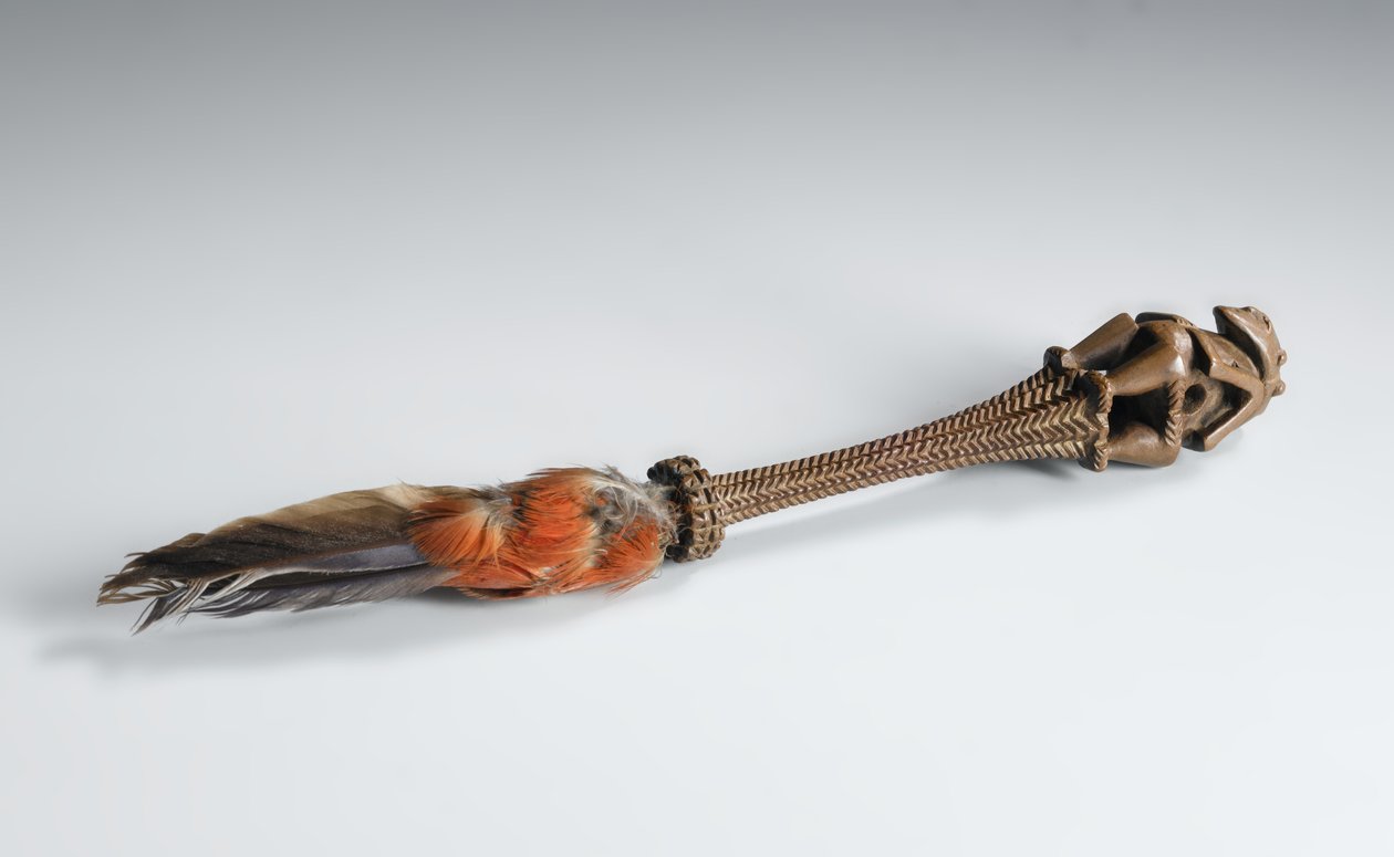 Fly-Whisk Handtag, med skårat åttkantigt grepp som slutar i en snidad bifrontal figur av en gud, Society Islands, Tahiti (trä) av Polynesian