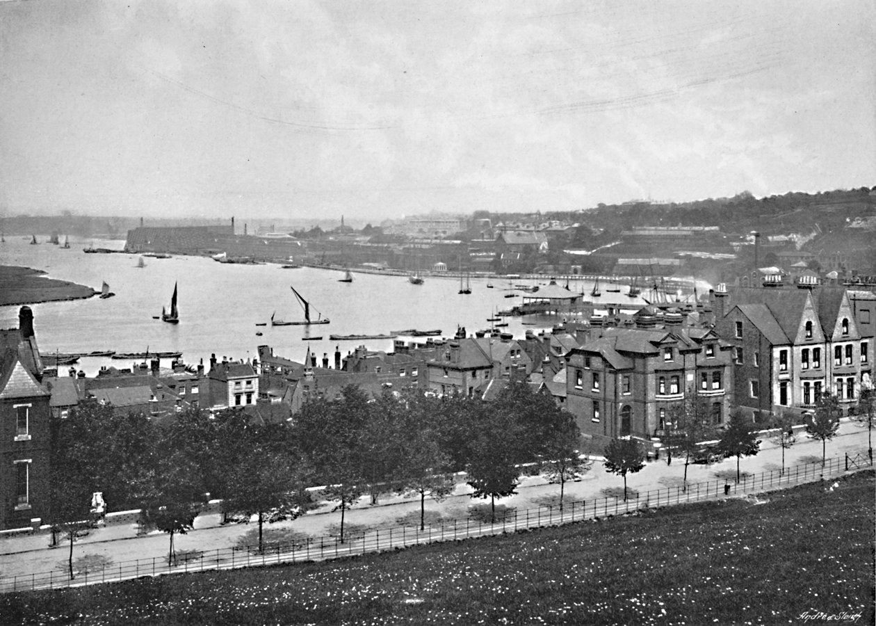 Chatham, c1896 av Poulton and Co