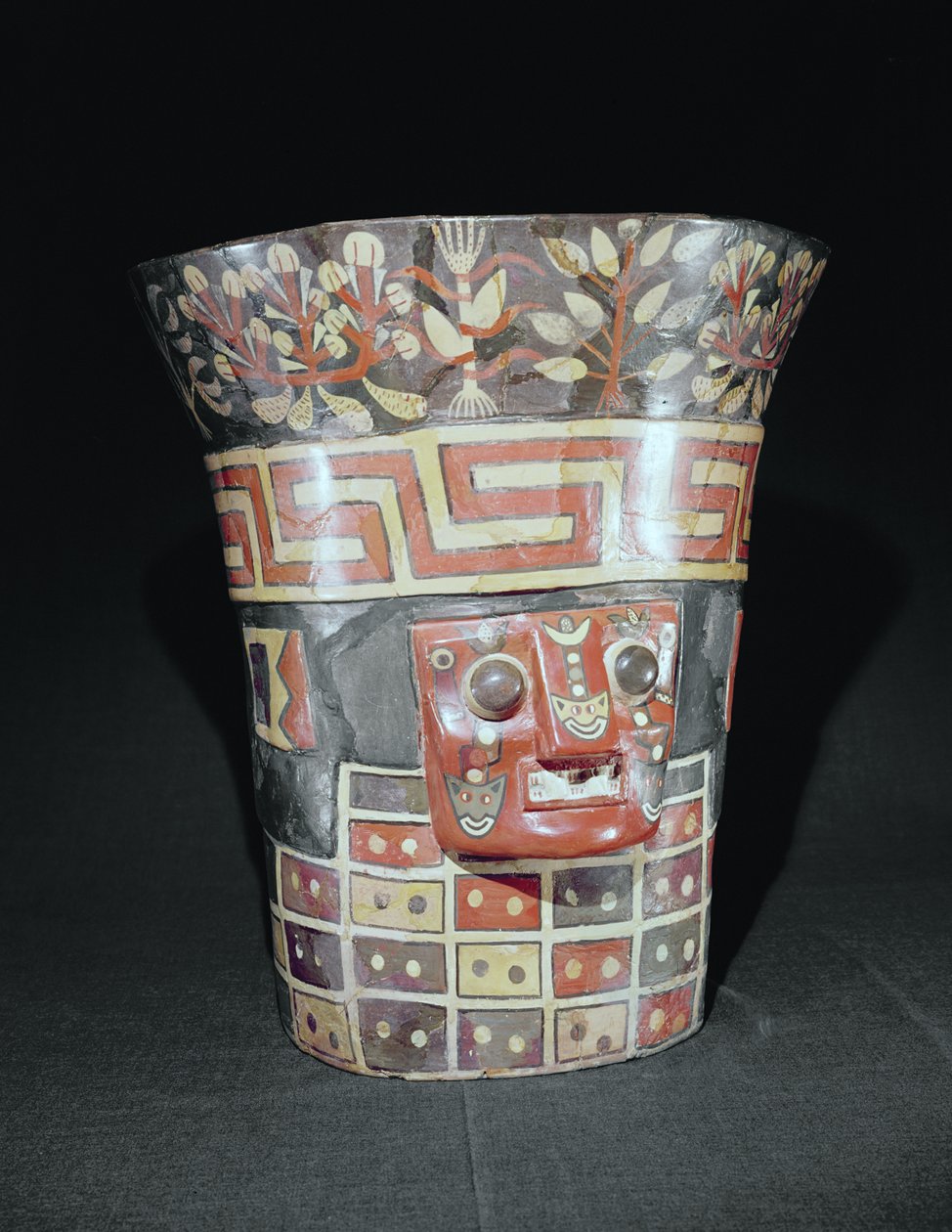 Kärl föreställande majs och djur, från Tiahuanaco, ca 650 e.Kr. av Pre Columbian