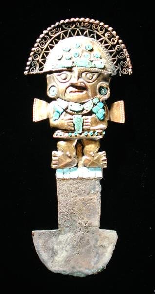 Tumi eller ceremoniell kniv i form av Naylamp, Chimu (guld & halvädelstenar) av Pre Columbian Pre Columbian