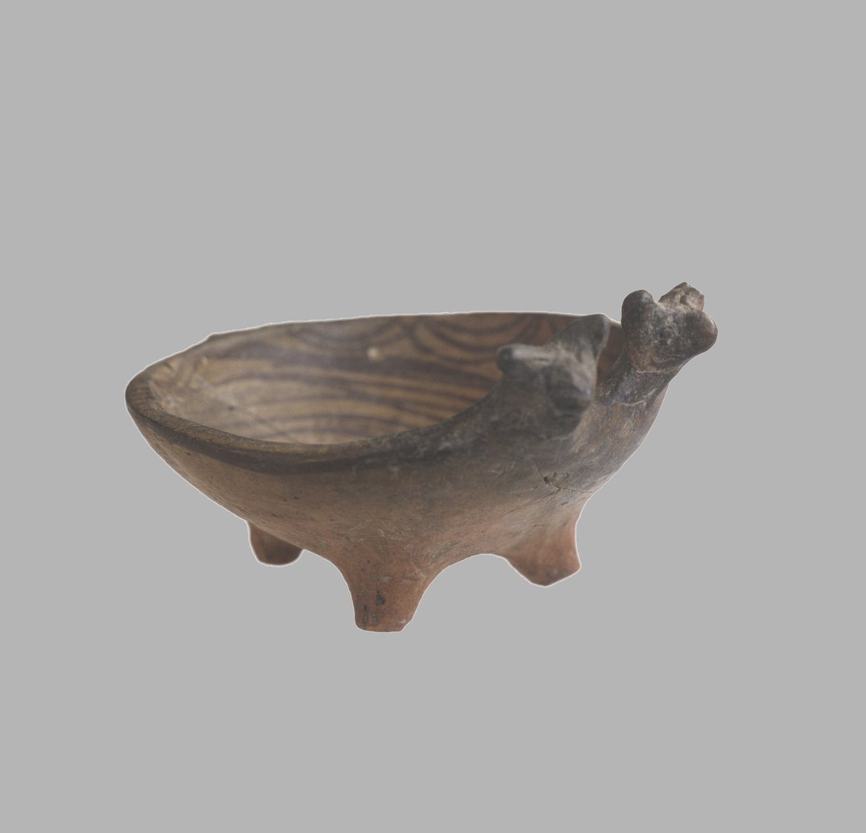 Zoomorfisk skål, 3800-3600 f.Kr av Prehistoric Russian Culture
