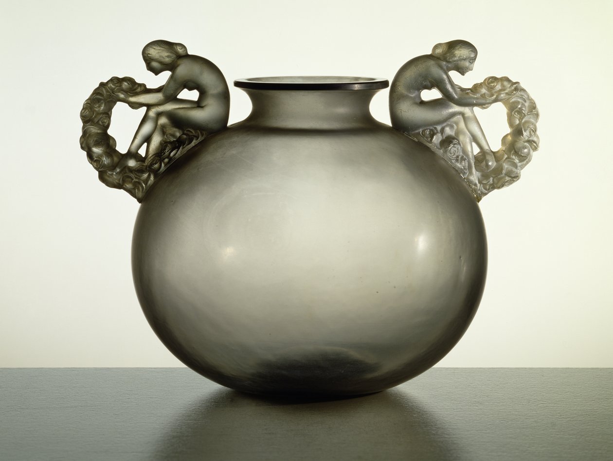 Bouchardon vas, 1926 (rökglas) av Rene Jules Lalique