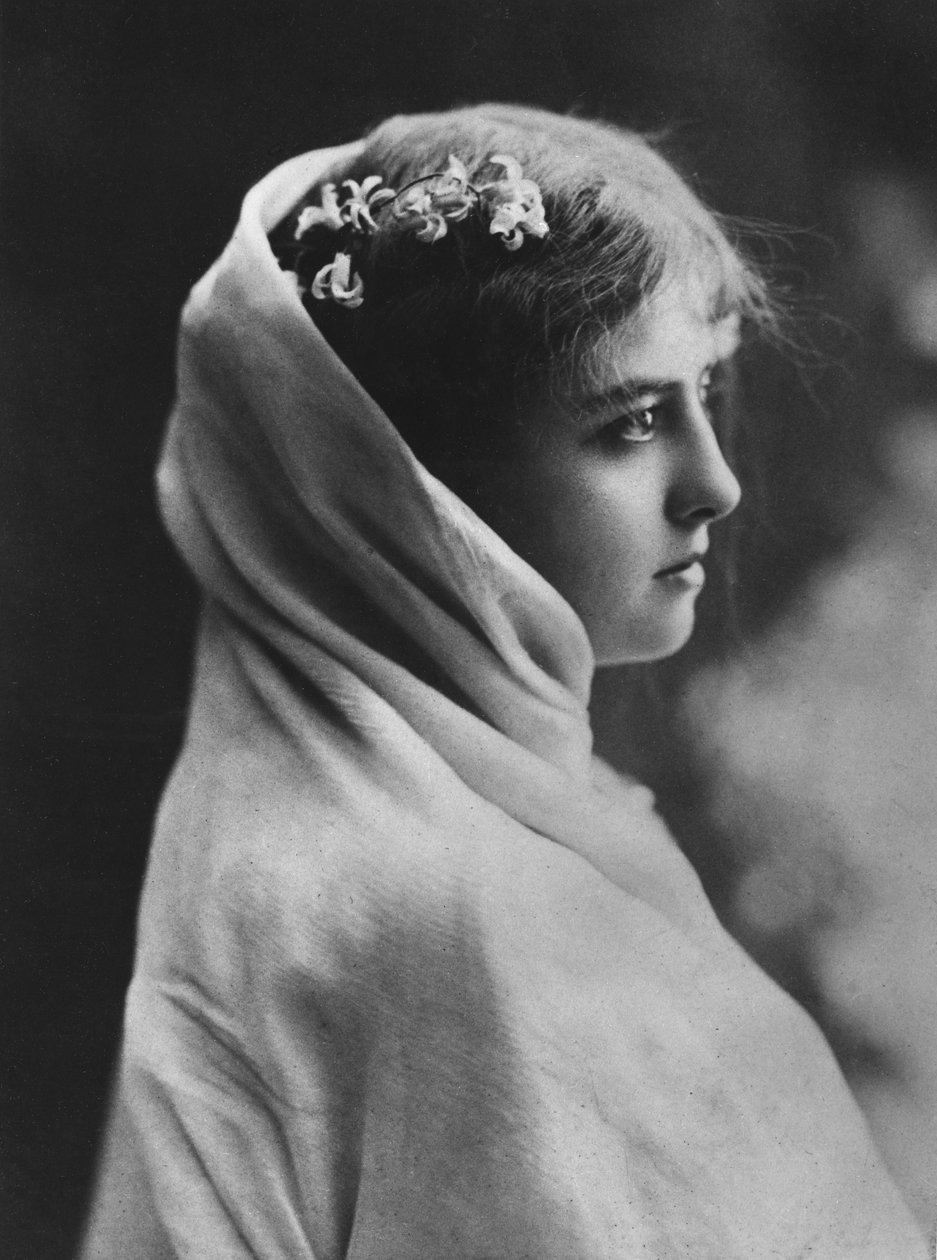 Porträtt av Marie-Therese Pierat av Reutlinger Studio