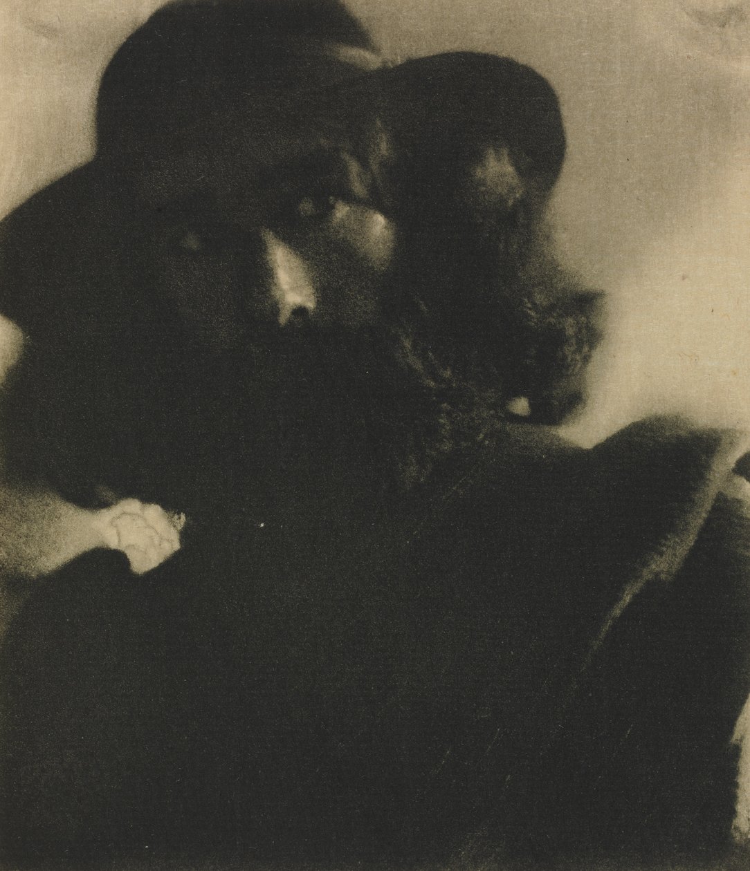 Kameraarbete: En modell, 1906. av Robert Demachy