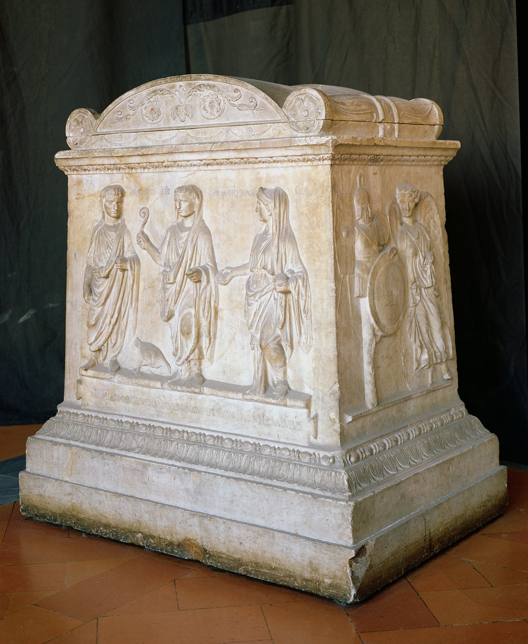 Altare tillägnat Augustus larver (63 f.Kr.-14 e.Kr.) av Roman