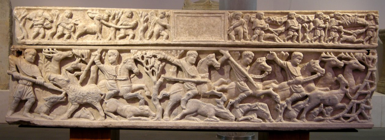 Sarkofag som visar en jakt (marmor) av Roman