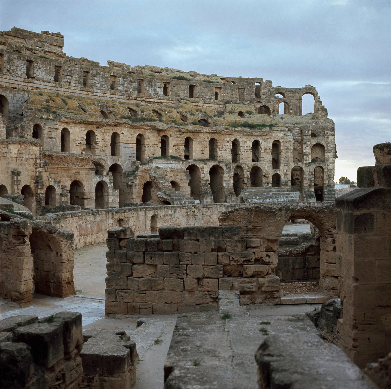 Amfiteatern i el Djem, ca. 238 e.Kr av Roman