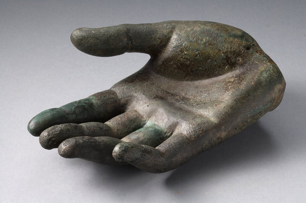 Hand (brons) av Roman