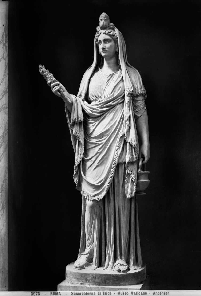 Staty av Isis (marmor) av Roman Roman
