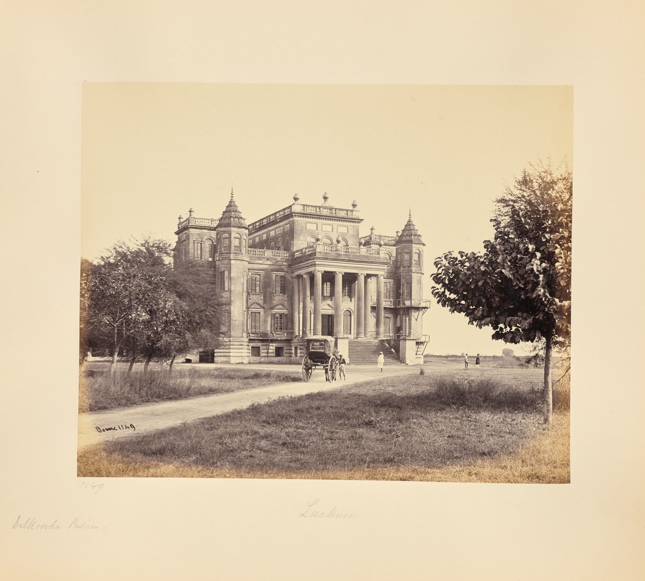 Lucknow; Dilkusha-palatset av Samuel Bourne