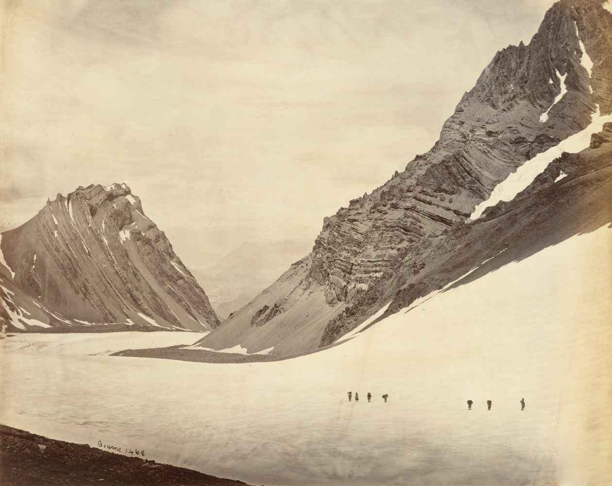 Manirung-passet, 1860-talet. av Samuel Bourne