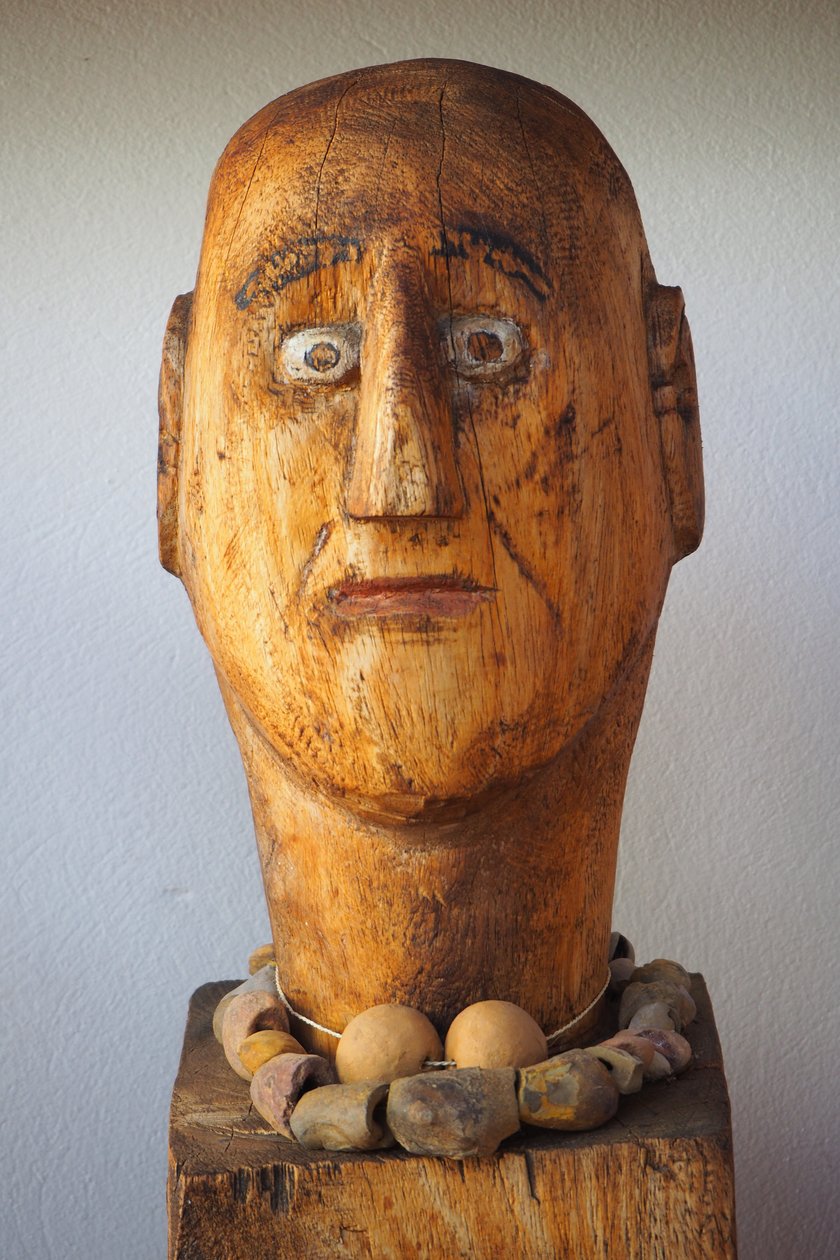Naiv skulptur av School Colombian