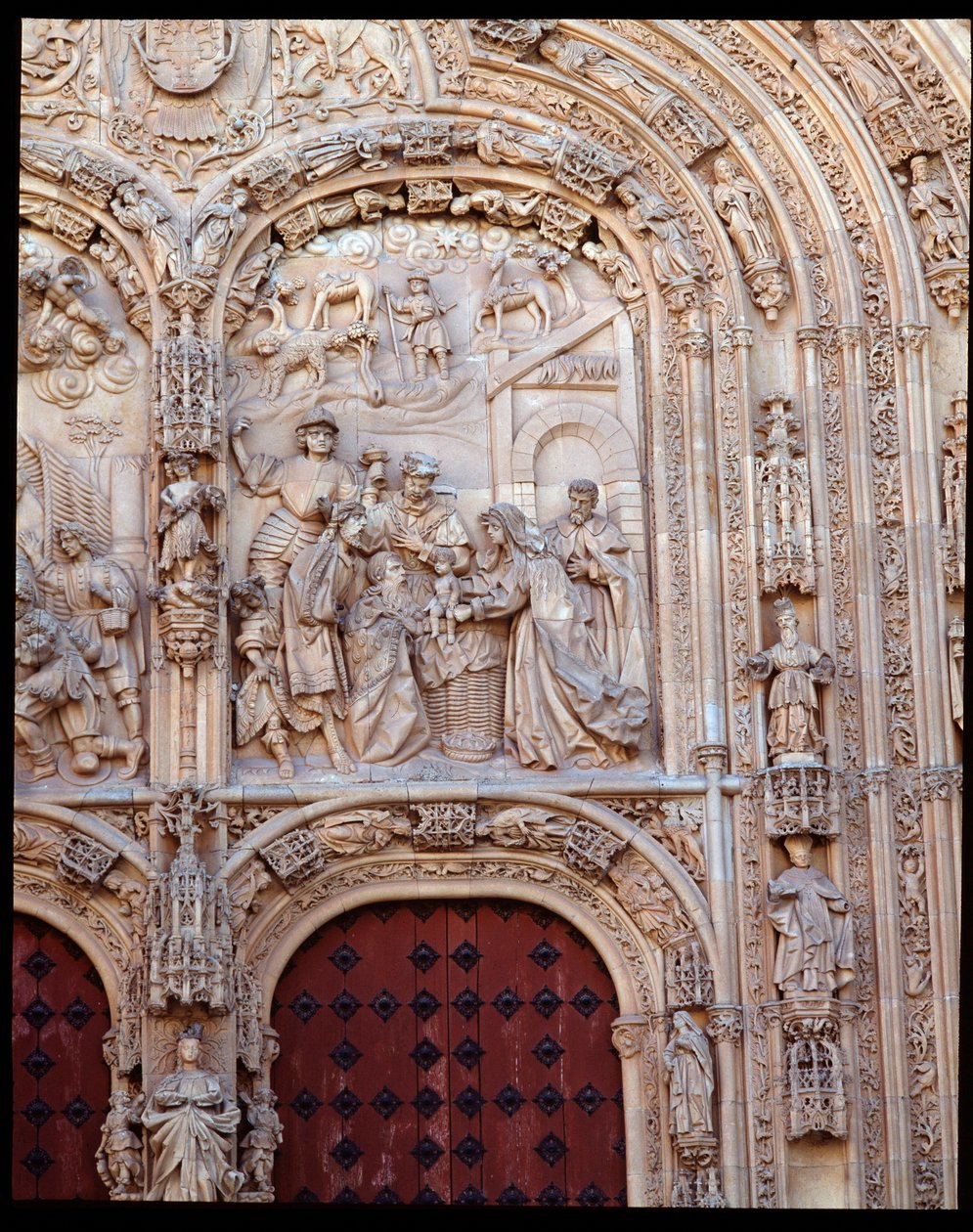Nativity detalj av gotisk plateresque fasad av School Spanish
