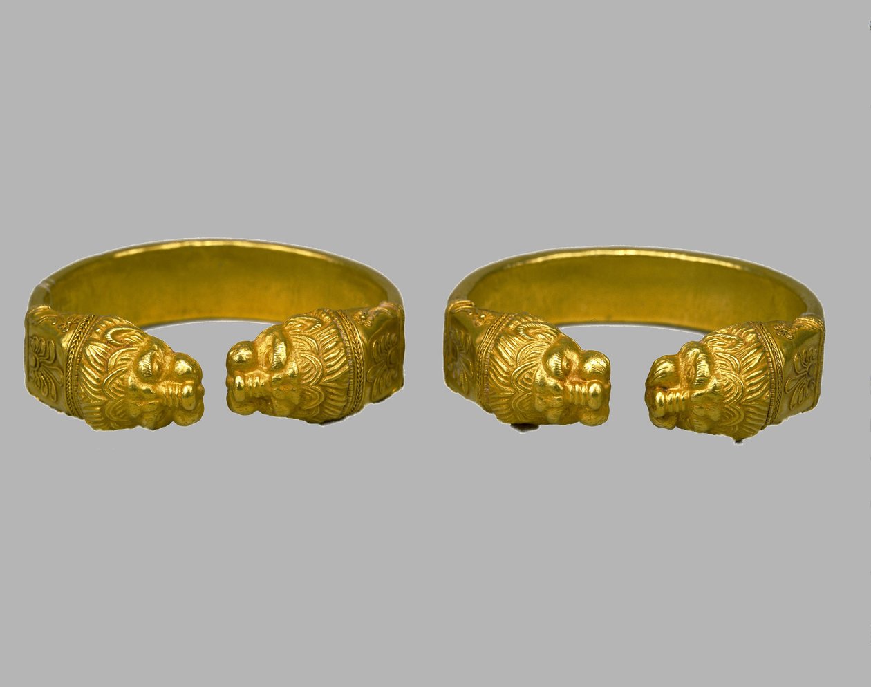 Armband, 300-talet f.Kr av Scythian