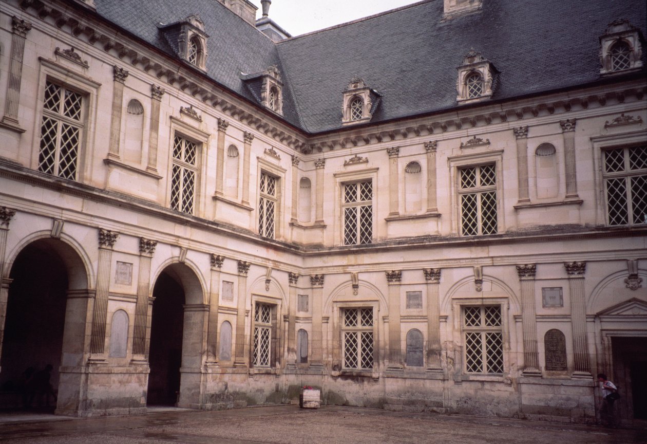 Utsikt över innergården, ca 1541 av Sebastiano Serlio