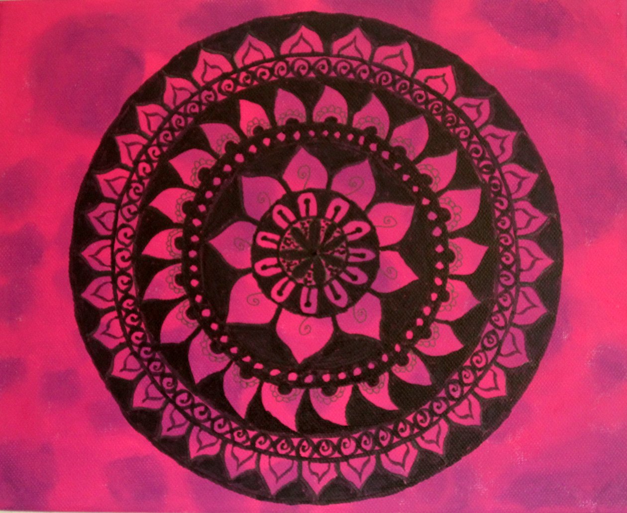 Mandala i rosa och lila av Sil A