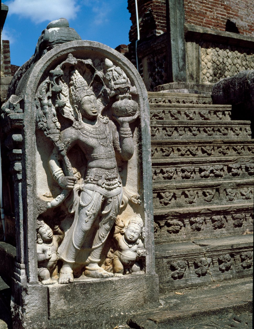 Ingången till det buddhistiska templet av Sri Lankan