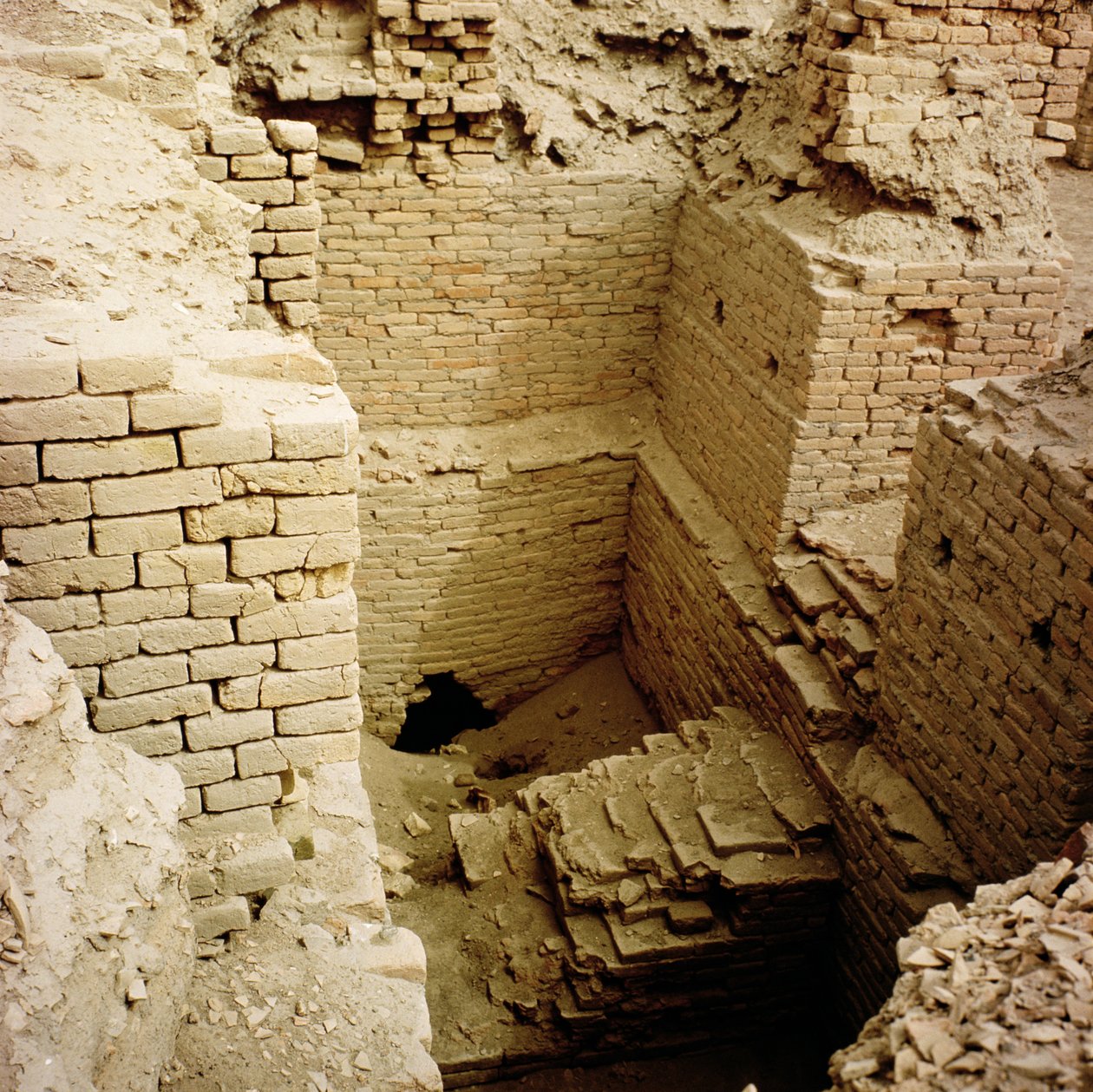 Palace ruin av Sumerian