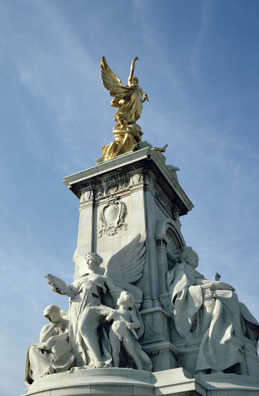 Victoria Monument, designat av Sir Aston Webb (1849-1930) av Thomas Brock