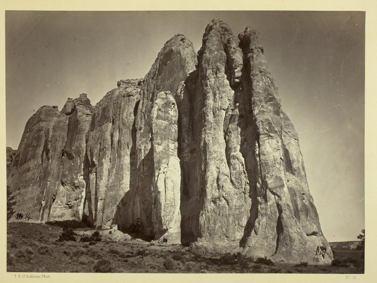 The South Side of Inscription Rock, 1873 av Timothy OSullivan