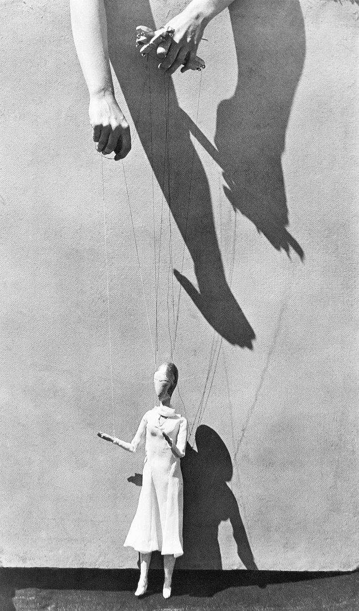 Pupparens händer, 1929 av Tina Modotti