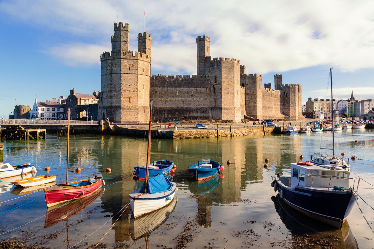 Caernarfon, Wales, Storbritannien. Slottet. av Unbekannt Unbekannt
