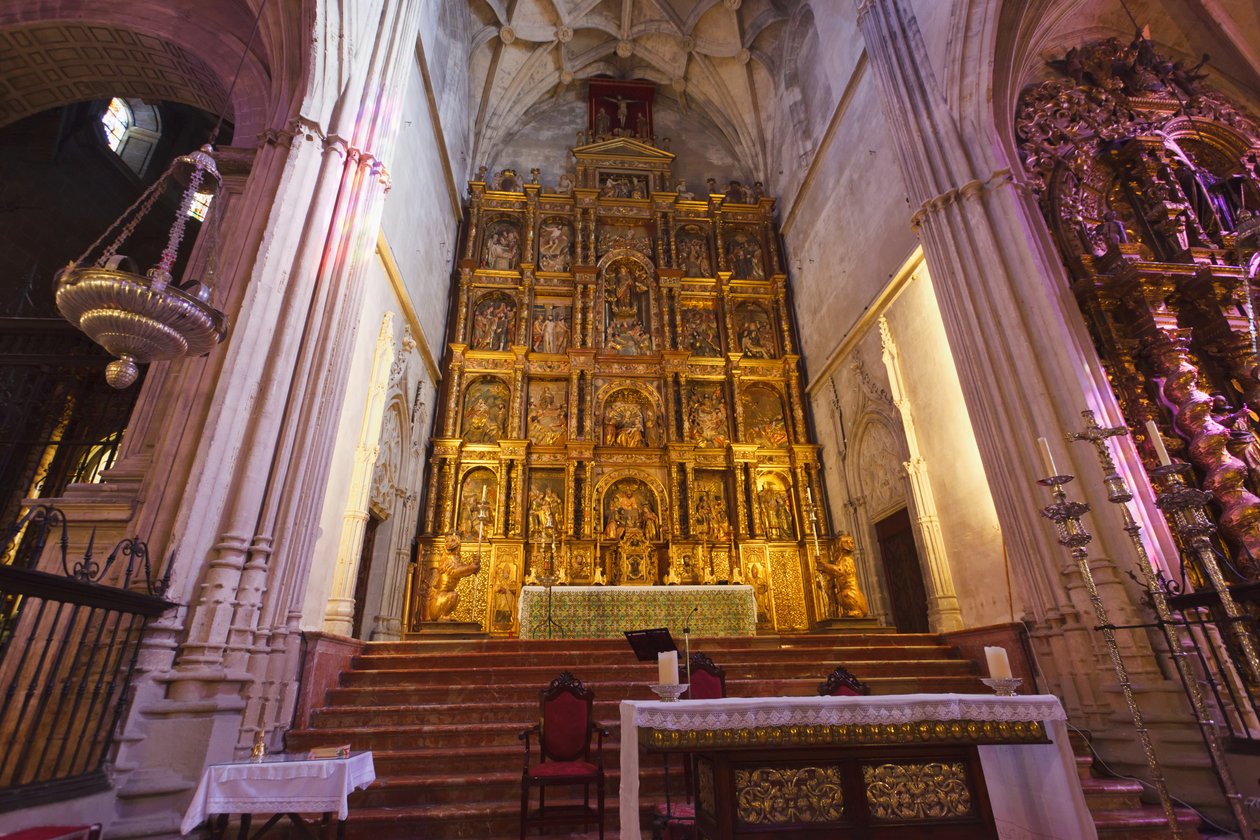 Carmona, Sevillaprovinsen, Spanien. Interiör av Prioral de Santa Maria. Priory of Santa Maria. av Unbekannt Unbekannt