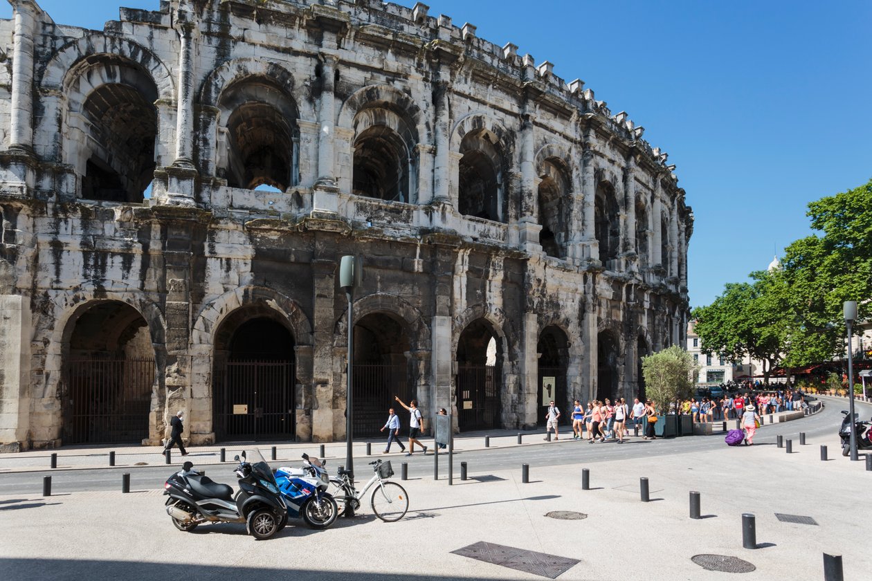 Nimes, Frankrike. romersk amfiteater. av Unbekannt Unbekannt