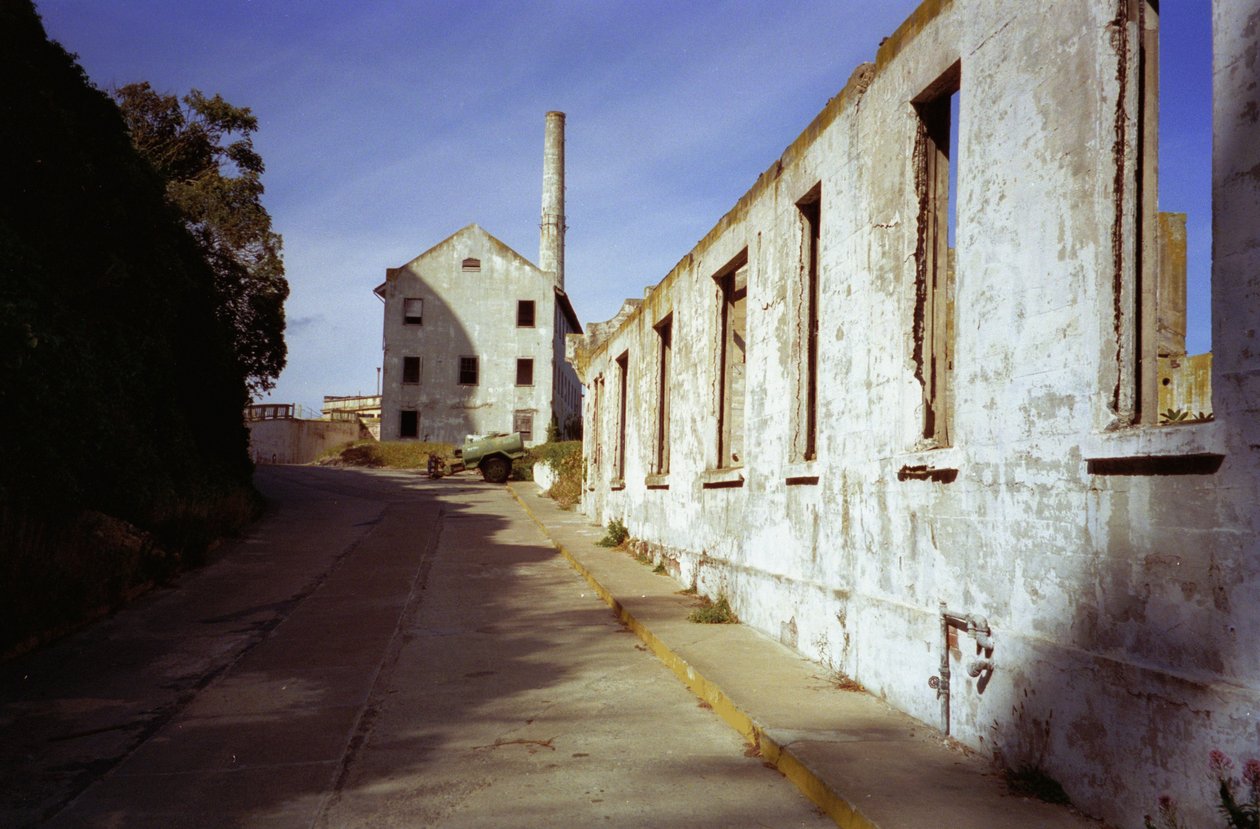 Prison Buildings, Alcatraz, 1994 av Unbekannt Unbekannt