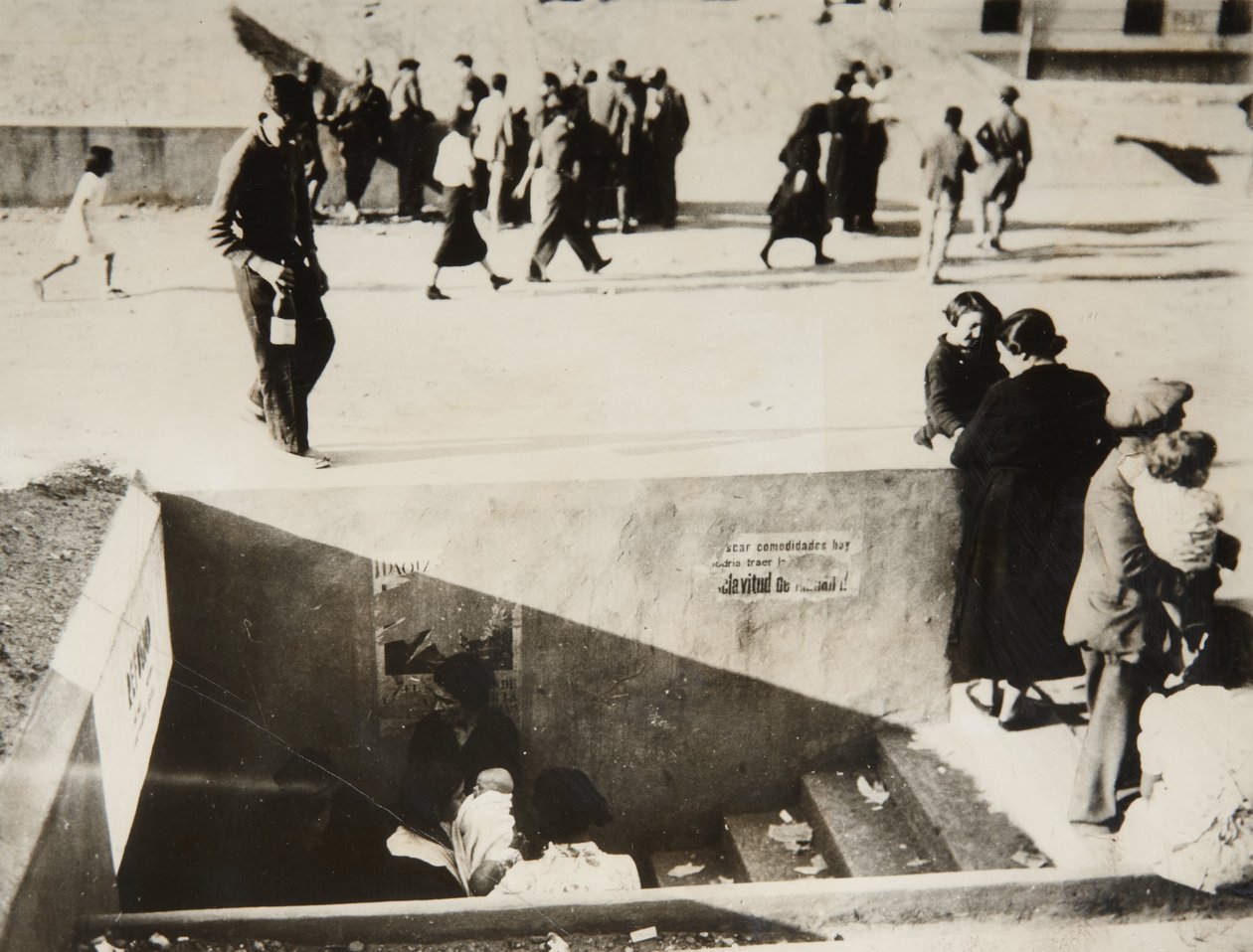 Red air Raid Shelters hjälper till att bekämpa röda air raids, Castellón av Unbekannt Unbekannt