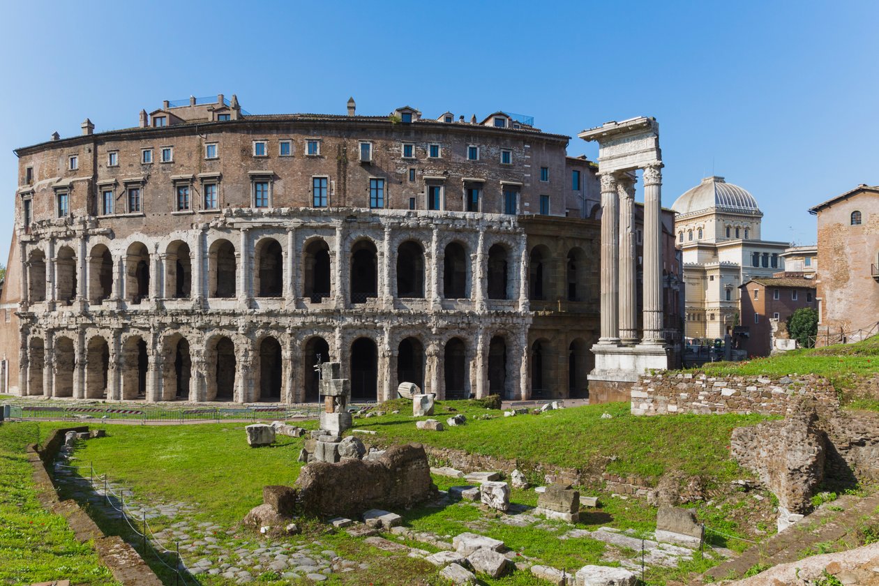 Rom, Italien. Marcellus teater och Apollontemplet. av Unbekannt Unbekannt