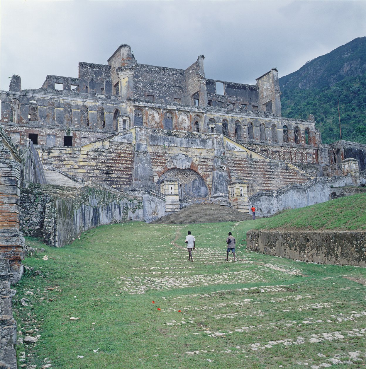 Sans-Souci-palatset, byggt 1810-13 av Unbekannt Unbekannt