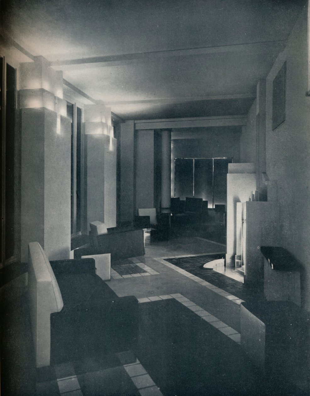 1930-talsinredning med modern belysning, 1930 av Unbekannt