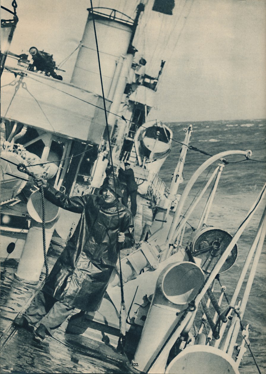 A Destroyer in Heavy Weather, 1936 av Unbekannt