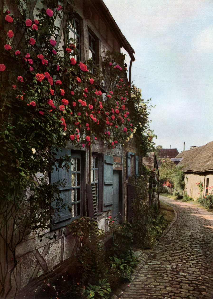 En kullerstensgata i Gerberoy, Frankrike, 1938 av Unbekannt