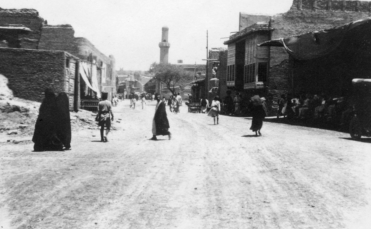 En gata i Bagdad, Mesopotamien, första världskriget, 1918 av Unbekannt