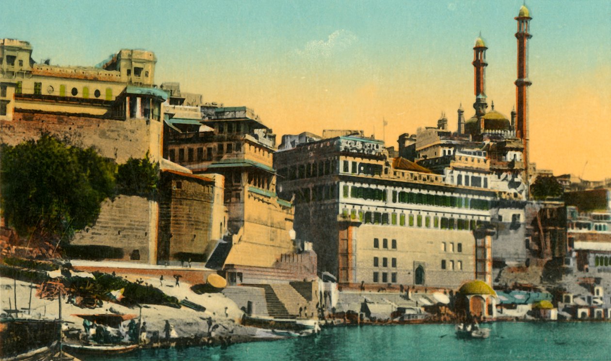 Alamgir-moskén och Ghat, Benares, c1910. av Unbekannt