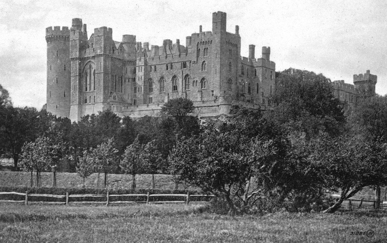 Arundel Castle, Arundel, West Sussex, c1900-1920-talet av Unbekannt
