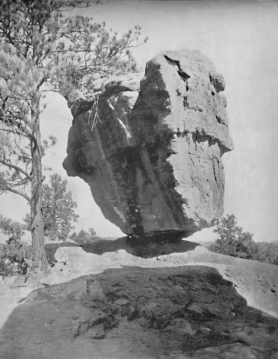 Balanced Rock, Garden of the Gods, Col., c1897. av Unbekannt
