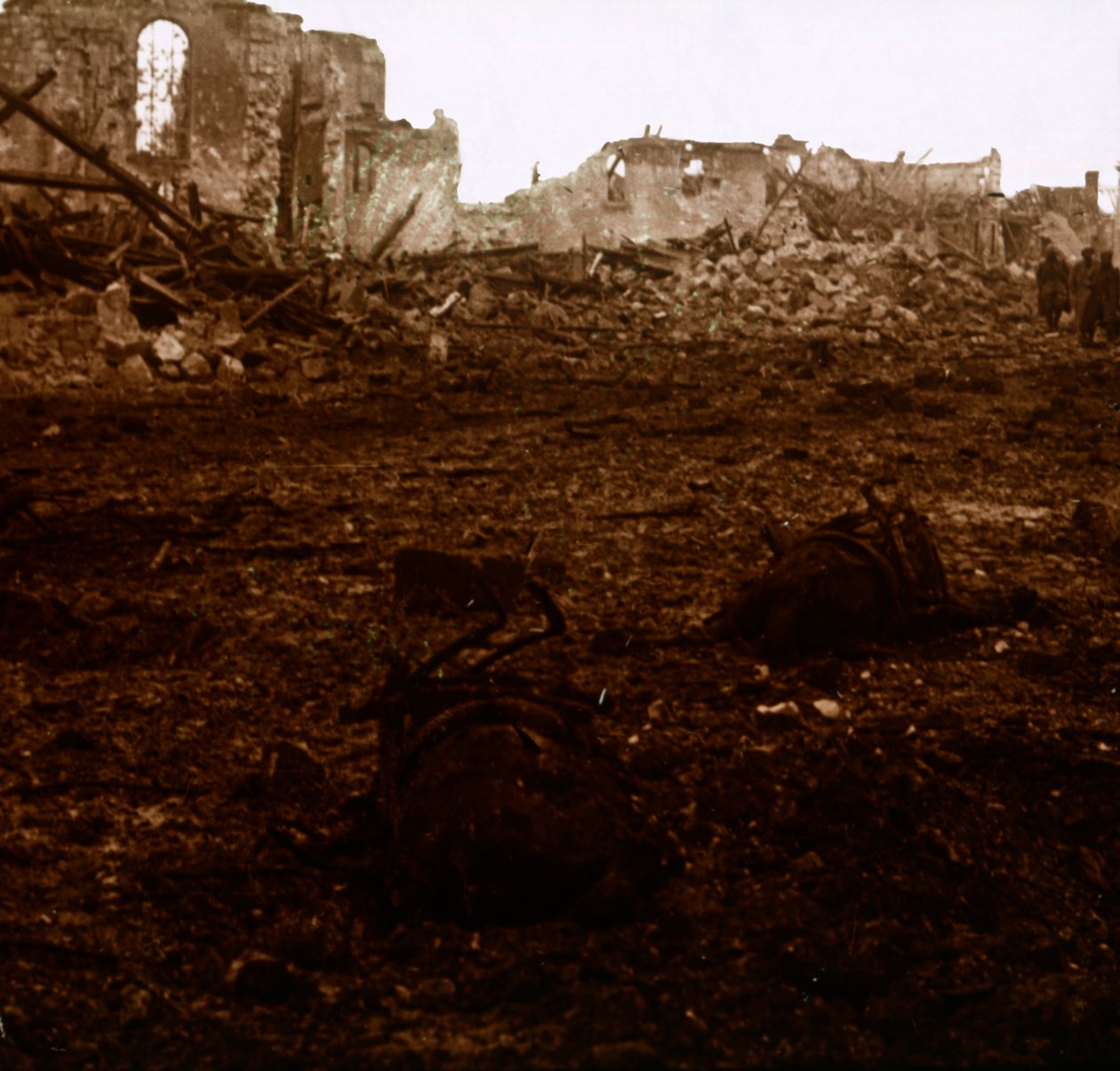 Battlefield, Aisne, Frankrike, c1914-c1918 av Unbekannt