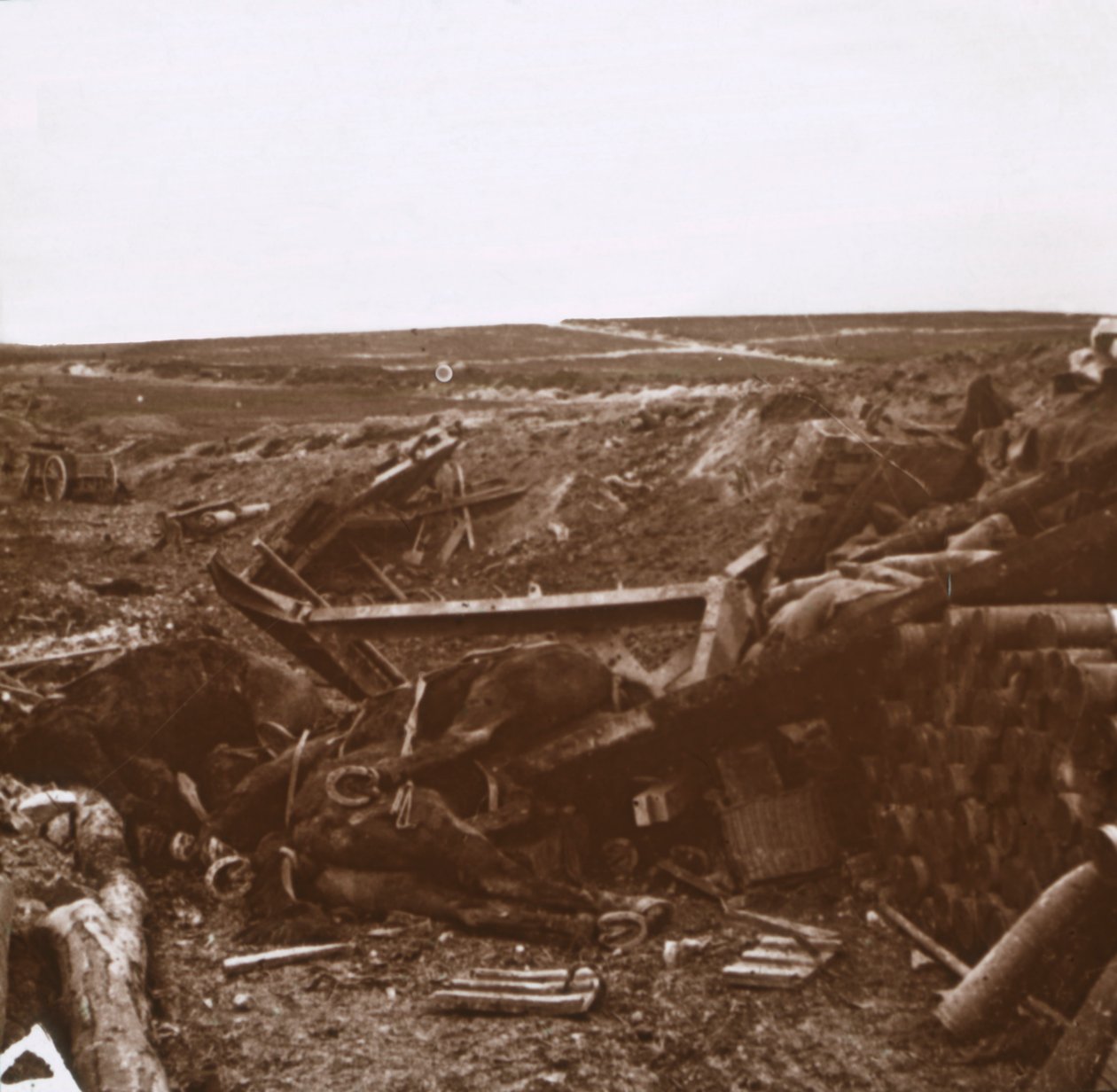 Bombarderat batteri, Clery, Frankrike, c1914-c1918 av Unbekannt