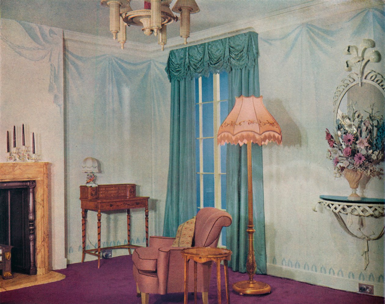 Boudoir, c1940 av Unbekannt
