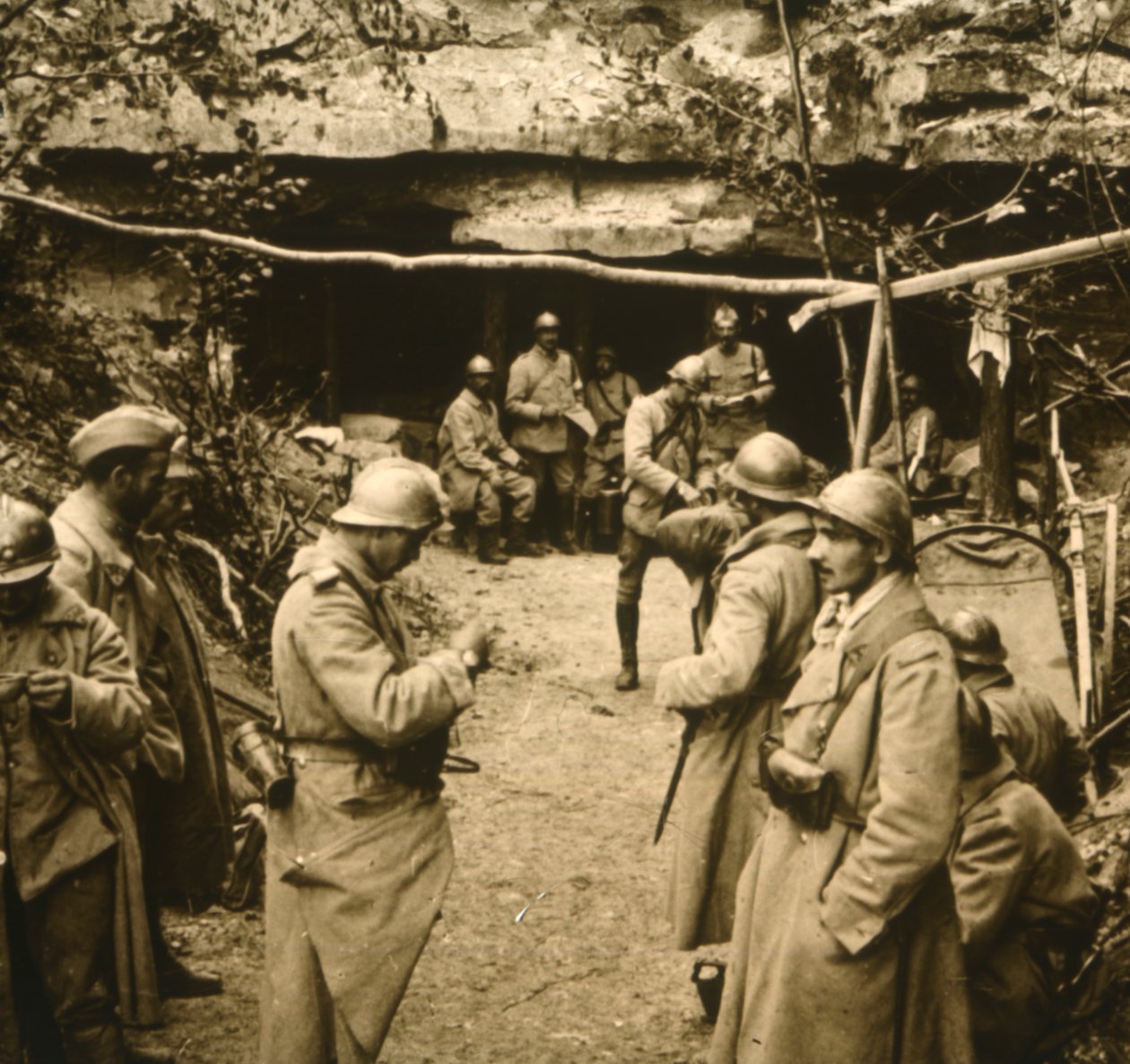 Grottor, Mennevilliers, Frankrike, c1914-c1918 av Unbekannt