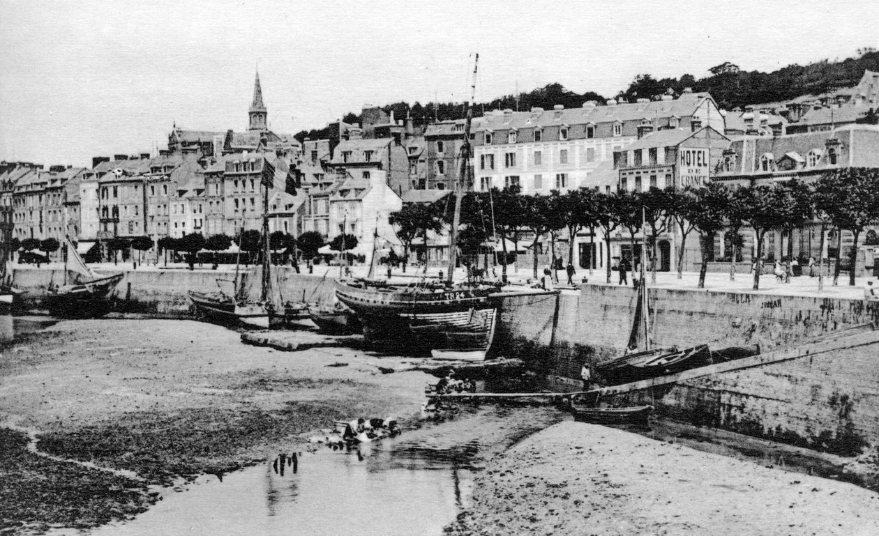 Dockside, Trouville, Frankrike, c1920-talet av Unbekannt