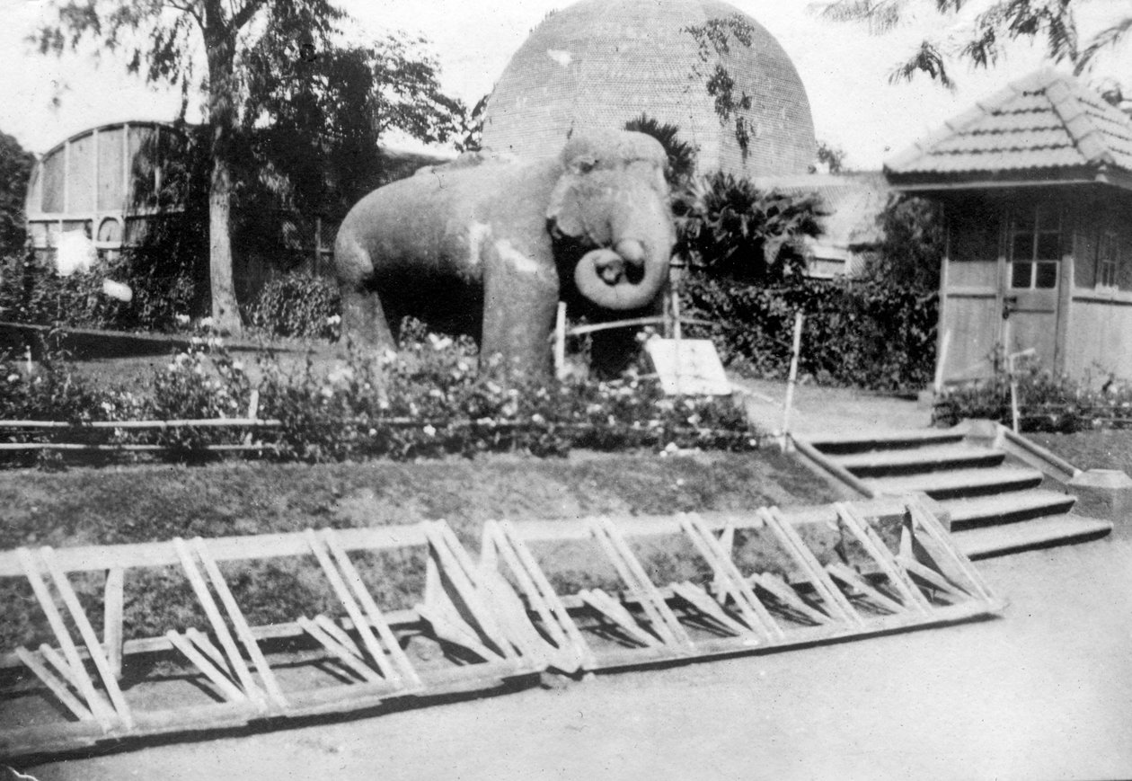 Elefantstaty, Victoria Gardens, Bombay, Indien, c1918 av Unbekannt