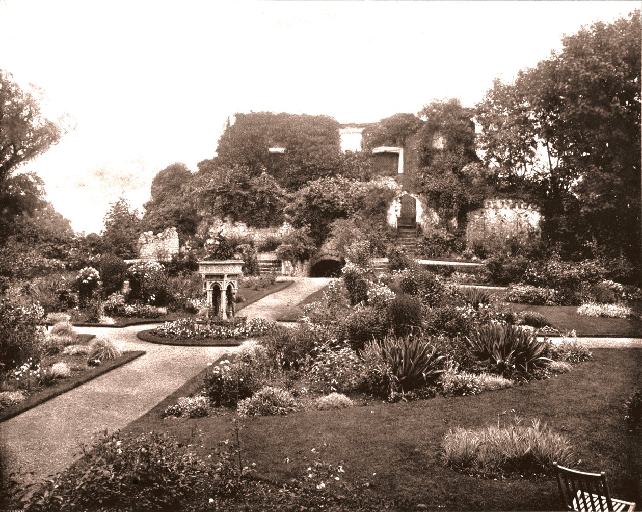 Farnham Castle, nära Aldershot, Surrey, 1894. av Unbekannt